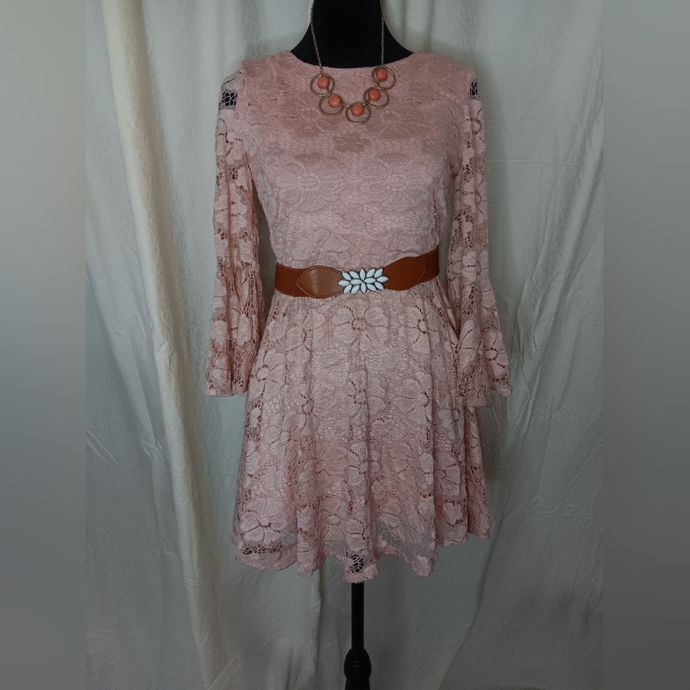 🇺🇸 Amy Byer women dress pink lace 14